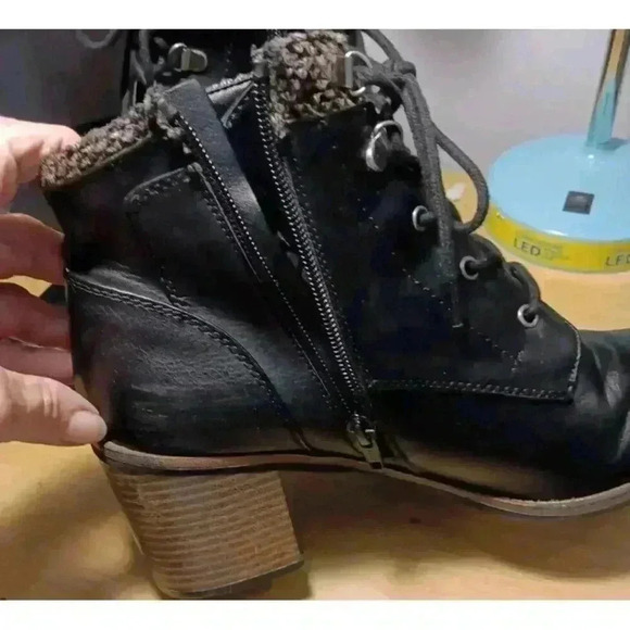 White Mountain (10M) Womens Ankle Black Tumbled Delroy‎ Booties - Picture 3 of 12